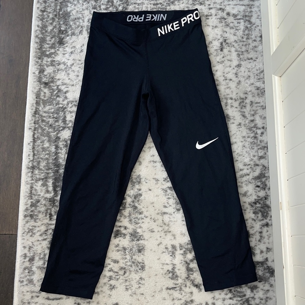 Nike Pro cropped leggings